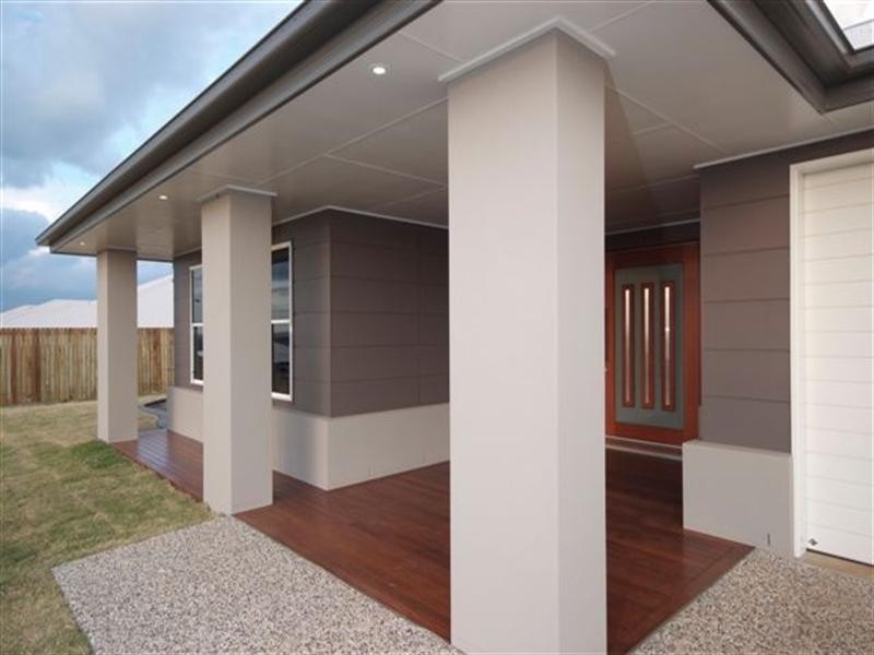 8 Ibis Court, Highfields QLD 4352