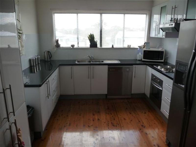 164 A and B Alderley Street, Centenary Heights QLD 4350