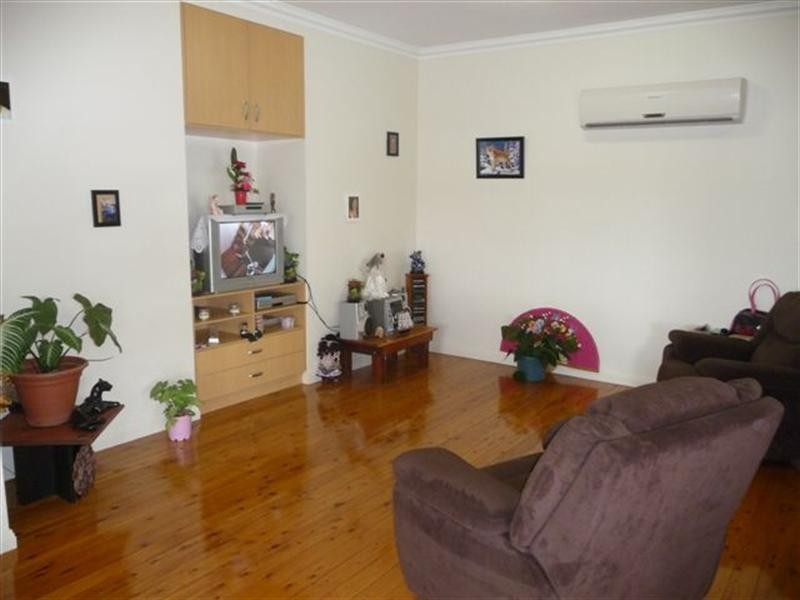 164 A and B Alderley Street, Centenary Heights QLD 4350