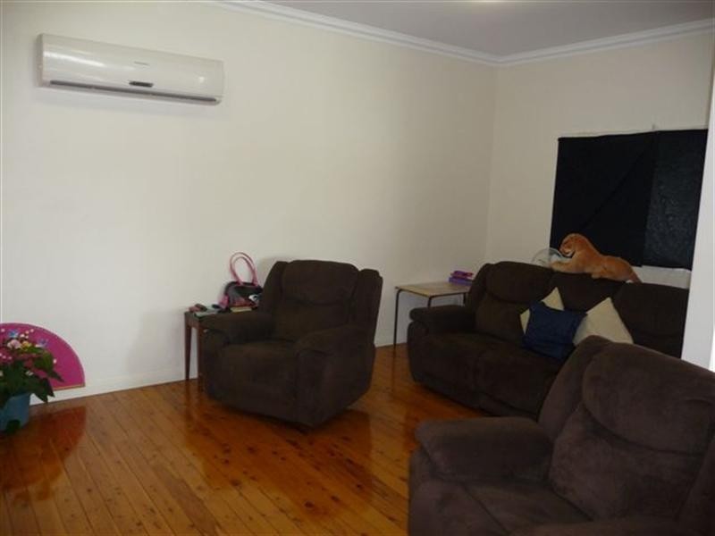 164 A and B Alderley Street, Centenary Heights QLD 4350