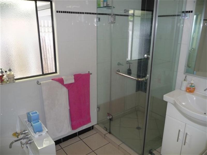 164 A and B Alderley Street, Centenary Heights QLD 4350