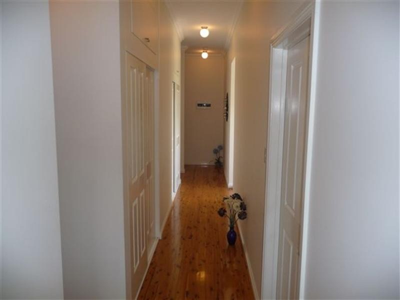 164 A and B Alderley Street, Centenary Heights QLD 4350