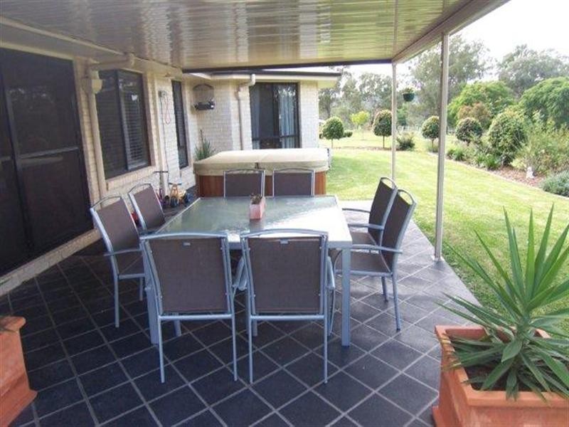 38 Wissemann Road, Preston QLD 4352