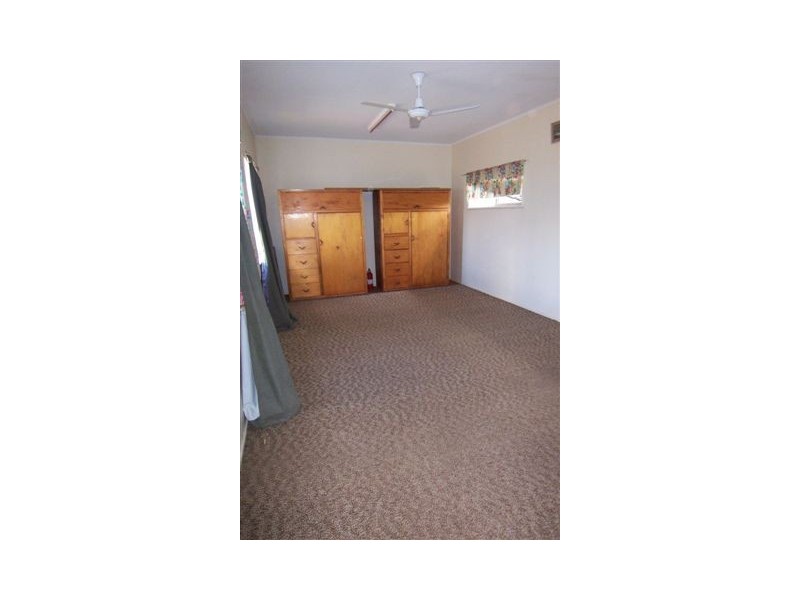 320a South Street, Harristown QLD 4350