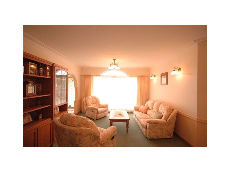 121 Spring Street, Middle Ridge QLD 4350