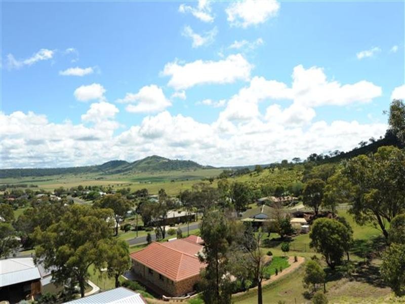 13 Darel Street, Kingsthorpe QLD 4400