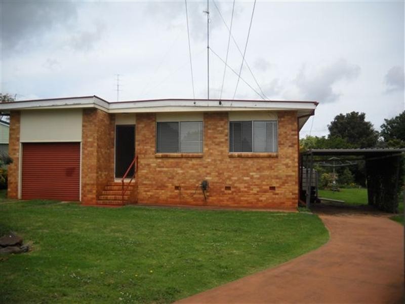 6 Bauhinia Court, Rangeville QLD 4350