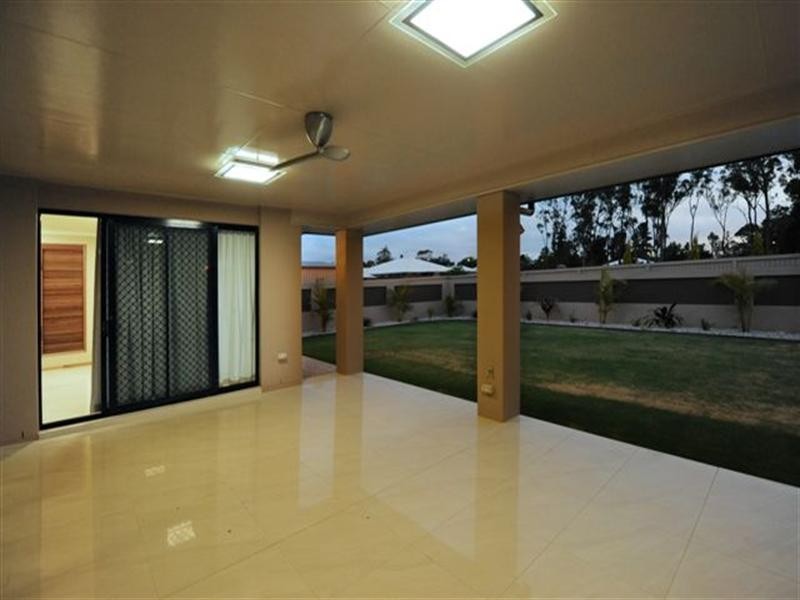 53 Wood Drive, Middle Ridge QLD 4350