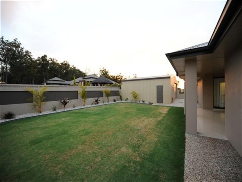 53 Wood Drive, Middle Ridge QLD 4350