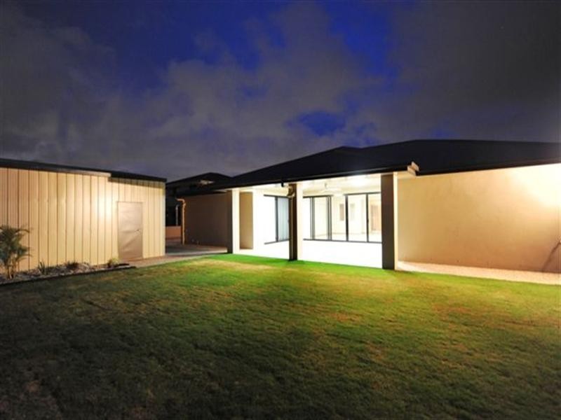 53 Wood Drive, Middle Ridge QLD 4350