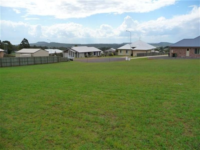 2 Evelyn Court, Highfields QLD 4352