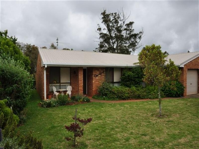 5/8 Highfields Road, Highfields QLD 4352