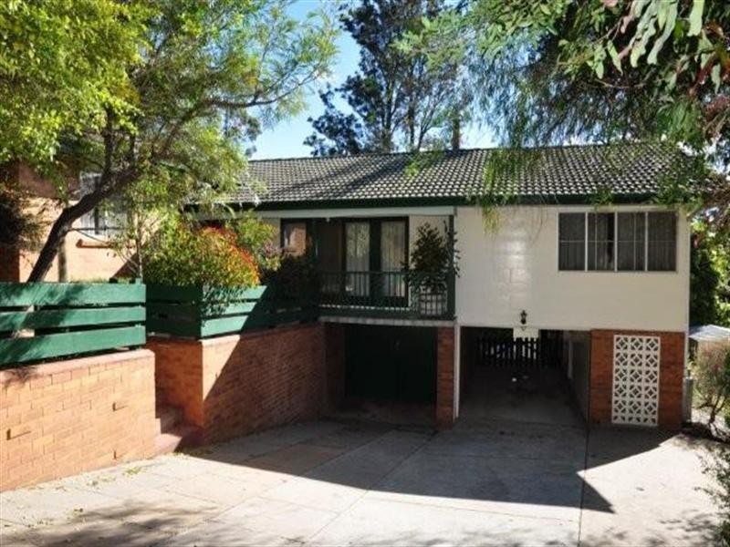 3 Peter Street, Mount Lofty QLD 4350