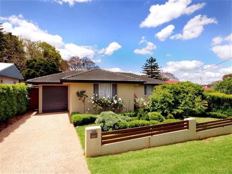 49 Wentworth Street, Centenary Heights QLD 4350