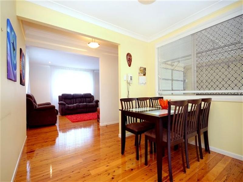 49 Wentworth Street, Centenary Heights QLD 4350