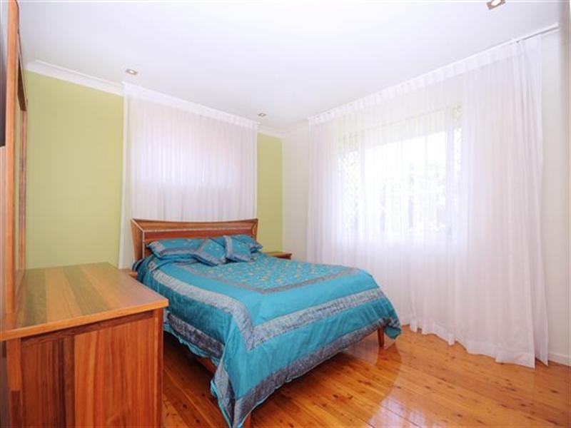 49 Wentworth Street, Centenary Heights QLD 4350