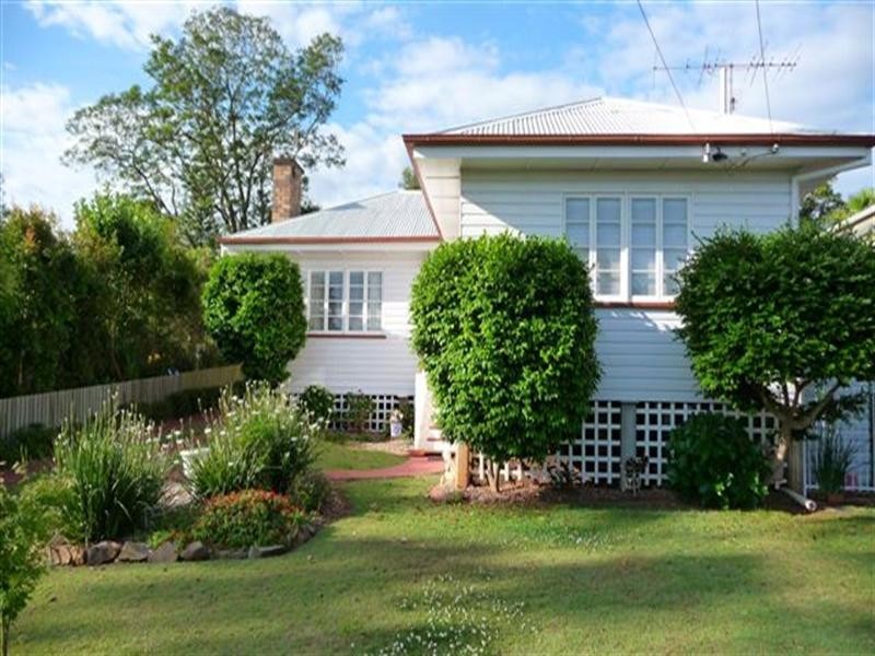 31 Alford Street, Mount Lofty QLD 4350