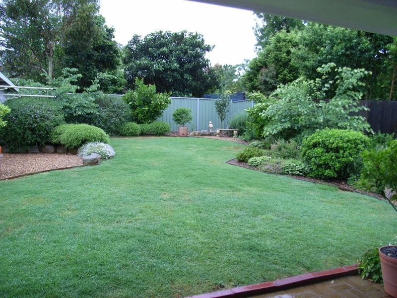 31 Alford Street, Mount Lofty QLD 4350