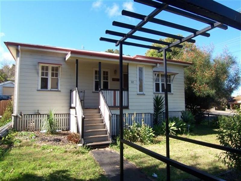 32 Suffolk Street, East Toowoomba QLD 4350
