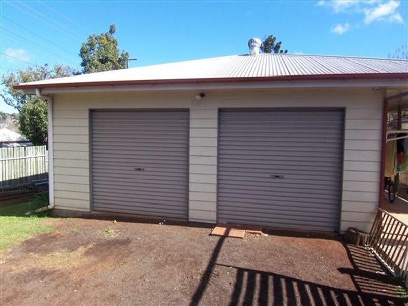 32 Suffolk Street, East Toowoomba QLD 4350