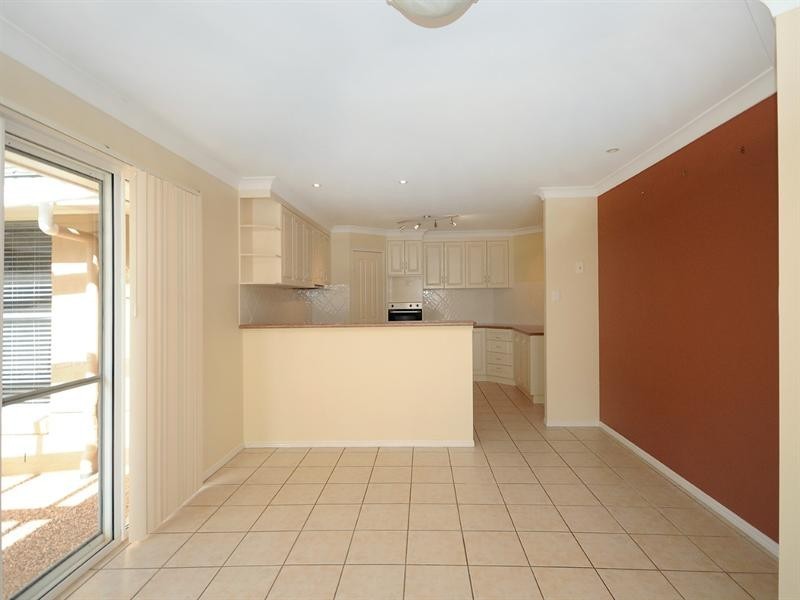 296 Ramsay Street, Middle Ridge QLD 4350