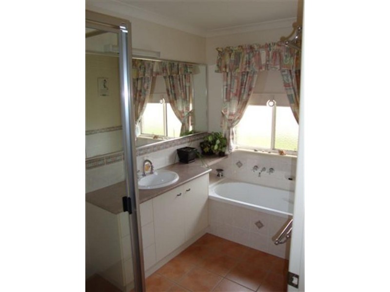 14 Michael Street, Westbrook QLD 4350