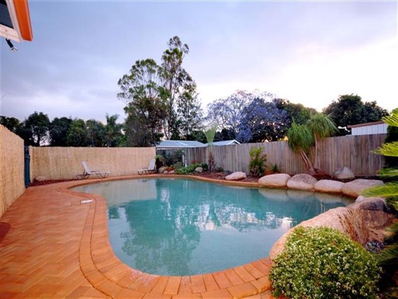10 Warwick Street, Harristown QLD 4350