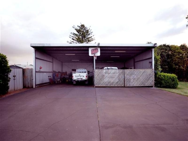 10 Warwick Street, Harristown QLD 4350