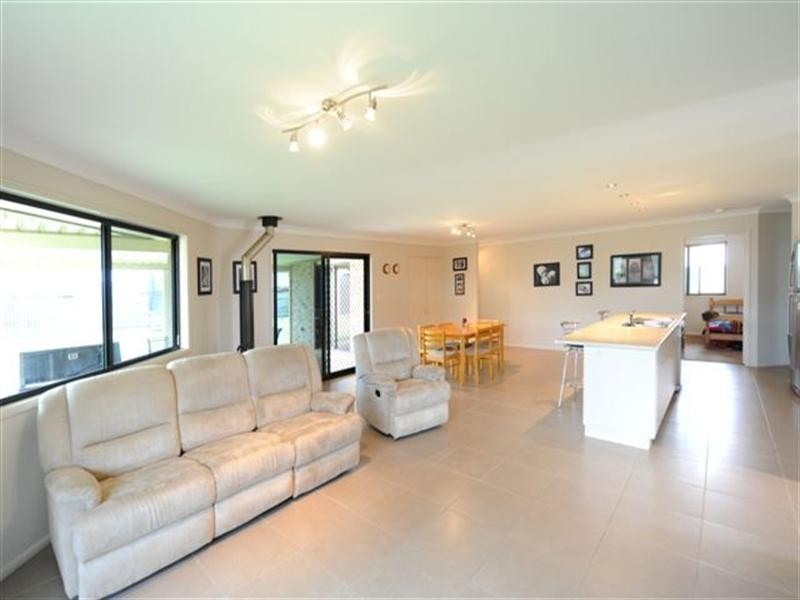 11 Whitman Street, Westbrook QLD 4350