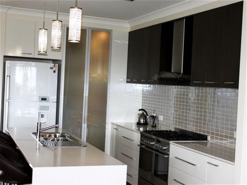 11 Plover Court, Highfields QLD 4352