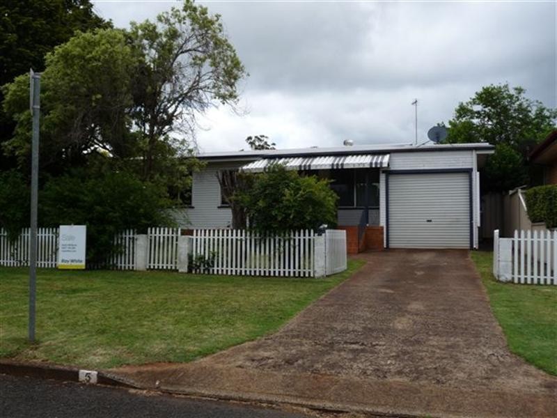 5 Butler Street, Rangeville QLD 4350