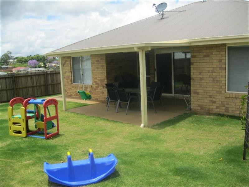 3 Dixon Court, Wilsonton Heights QLD 4350
