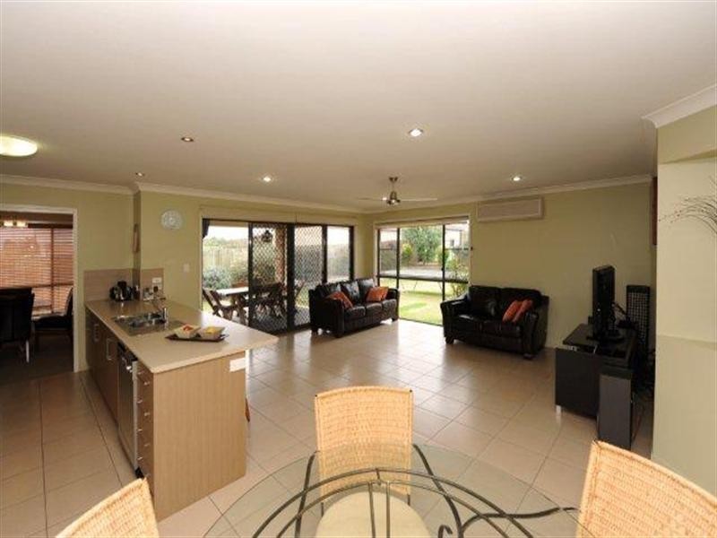 4 Marlowe Court, Westbrook QLD 4350