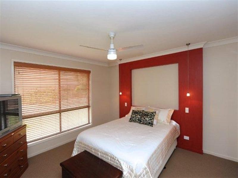 4 Marlowe Court, Westbrook QLD 4350