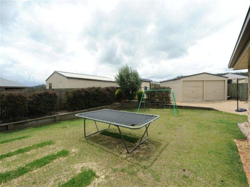 4 Marlowe Court, Westbrook QLD 4350