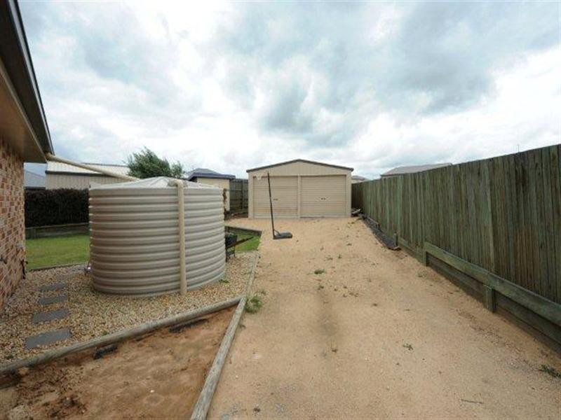 4 Marlowe Court, Westbrook QLD 4350