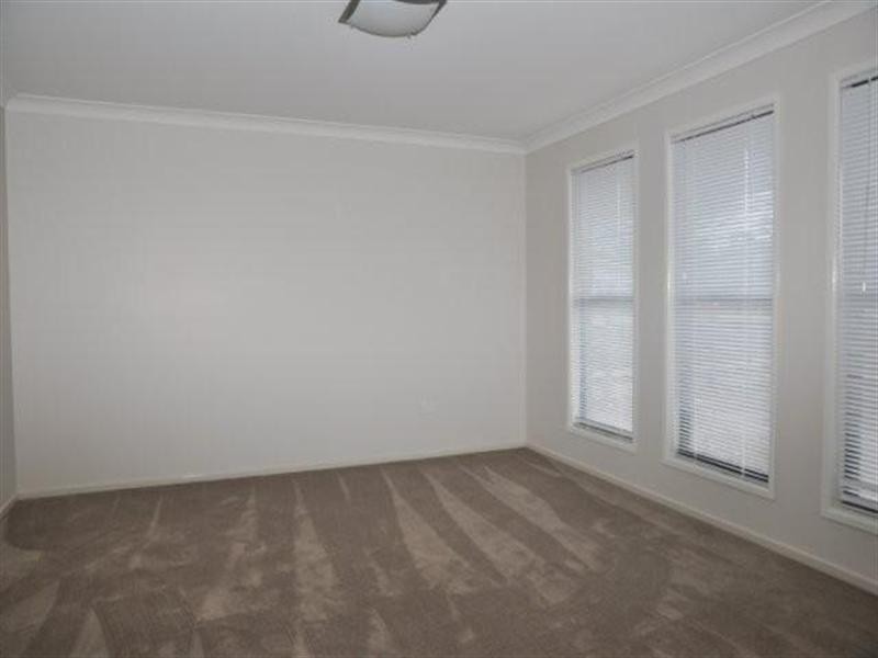 16 Vinnicombe Street, Kearneys Spring QLD 4350