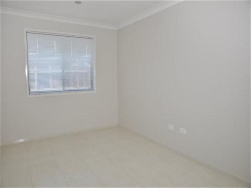 16 Vinnicombe Street, Kearneys Spring QLD 4350