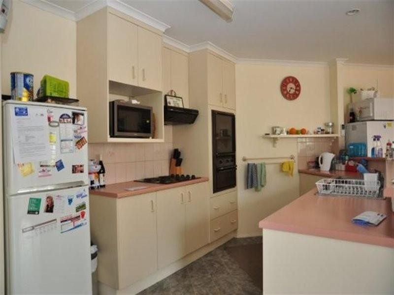 13 Byrd Court, Wilsonton QLD 4350