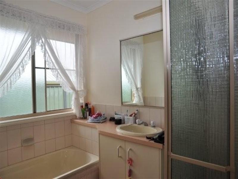 13 Byrd Court, Wilsonton QLD 4350