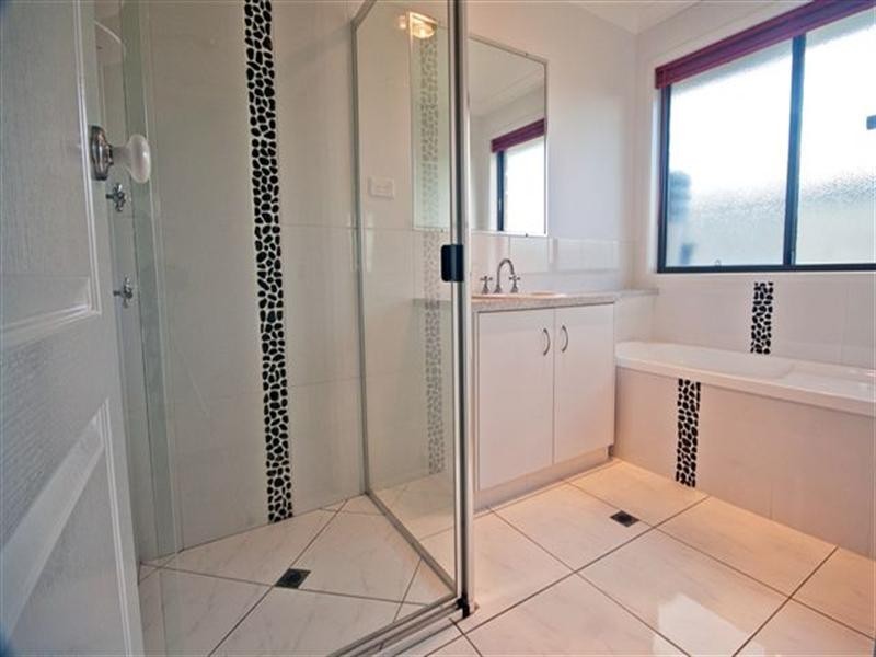 17 Whitman Street, Westbrook QLD 4350