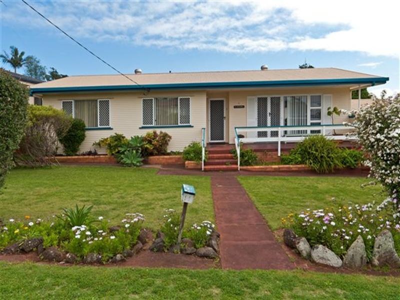 11 McNamara Street, Centenary Heights QLD 4350