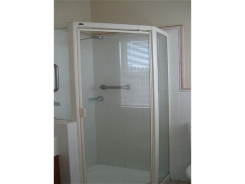 10/314 Mackenzie Street, Centenary Heights QLD 4350