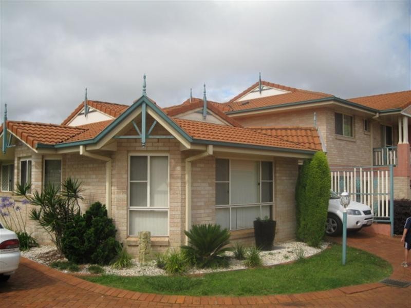 11/484 West Street, Darling Heights QLD 4350