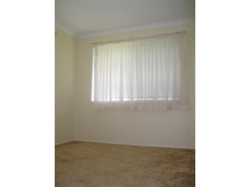 4 Koala Court, Harristown QLD 4350