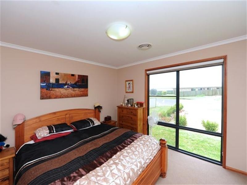 9 Marlowe Court, Westbrook QLD 4350