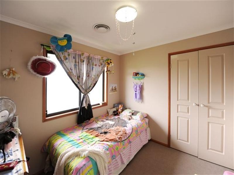 9 Marlowe Court, Westbrook QLD 4350