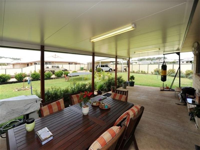 9 Marlowe Court, Westbrook QLD 4350