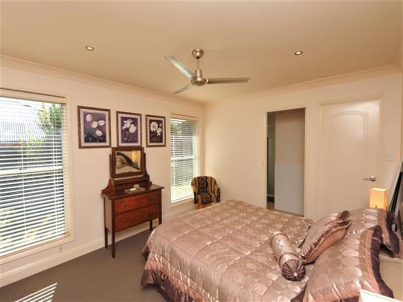 16 Quail Street, Rangeville QLD 4350