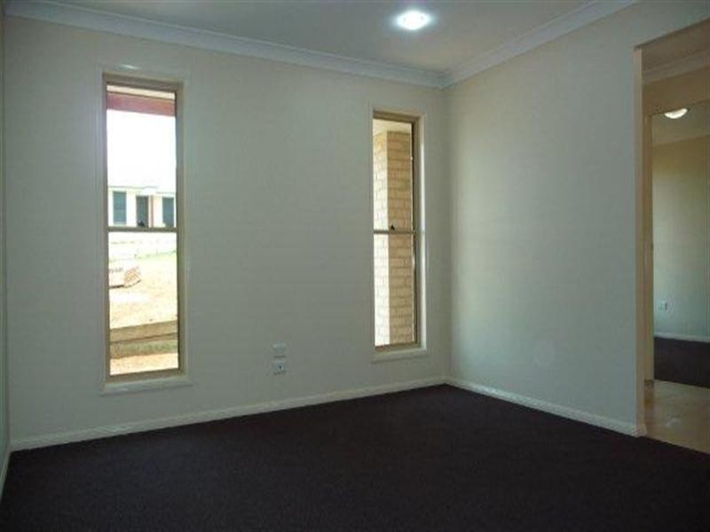 5 Jay Street, Westbrook QLD 4350